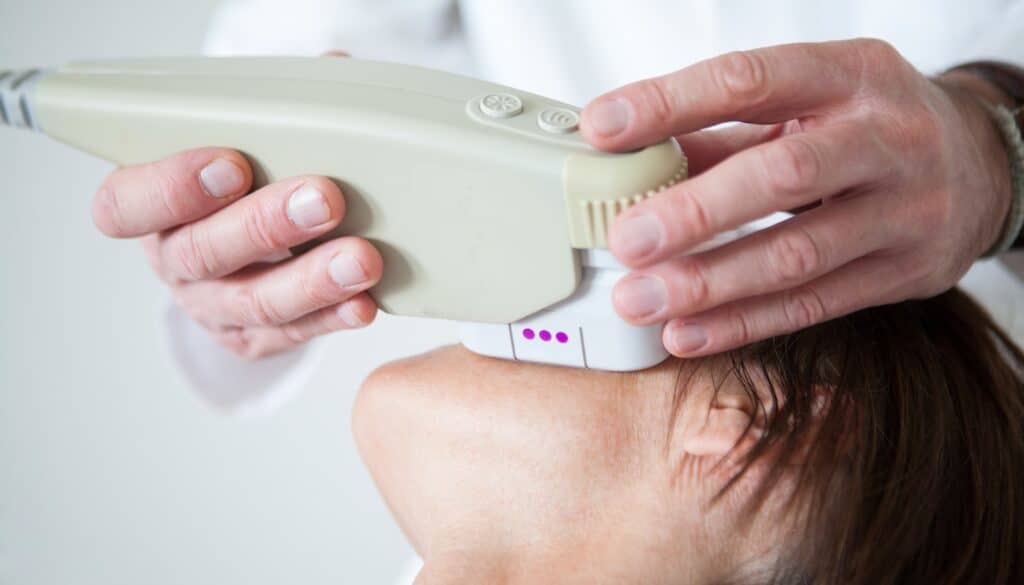 woman receiving ultherapy treatment